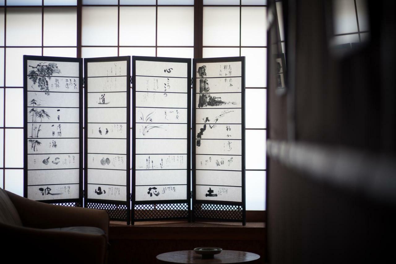 Отель Chitose Wine&Oyado Миядзу Экстерьер фото